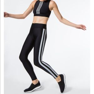 Ultracor Ultra High Matte Collegiate Legging
